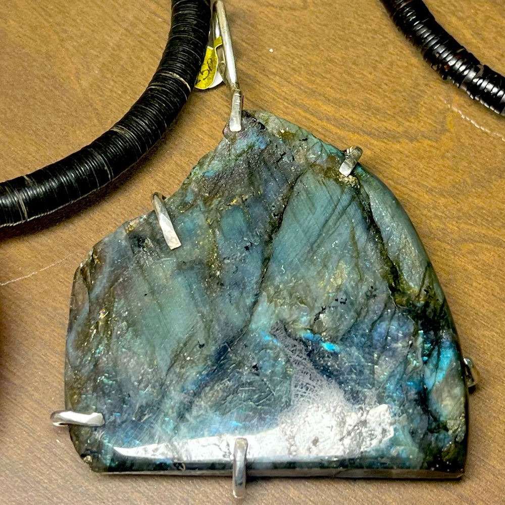 Veronique Designs Labradorite Pendant